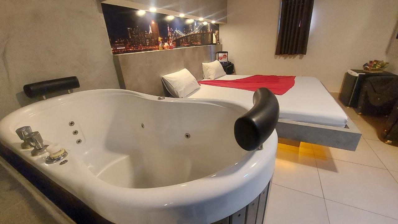 Motel Copacabana Ribeirao Preto Luaran gambar