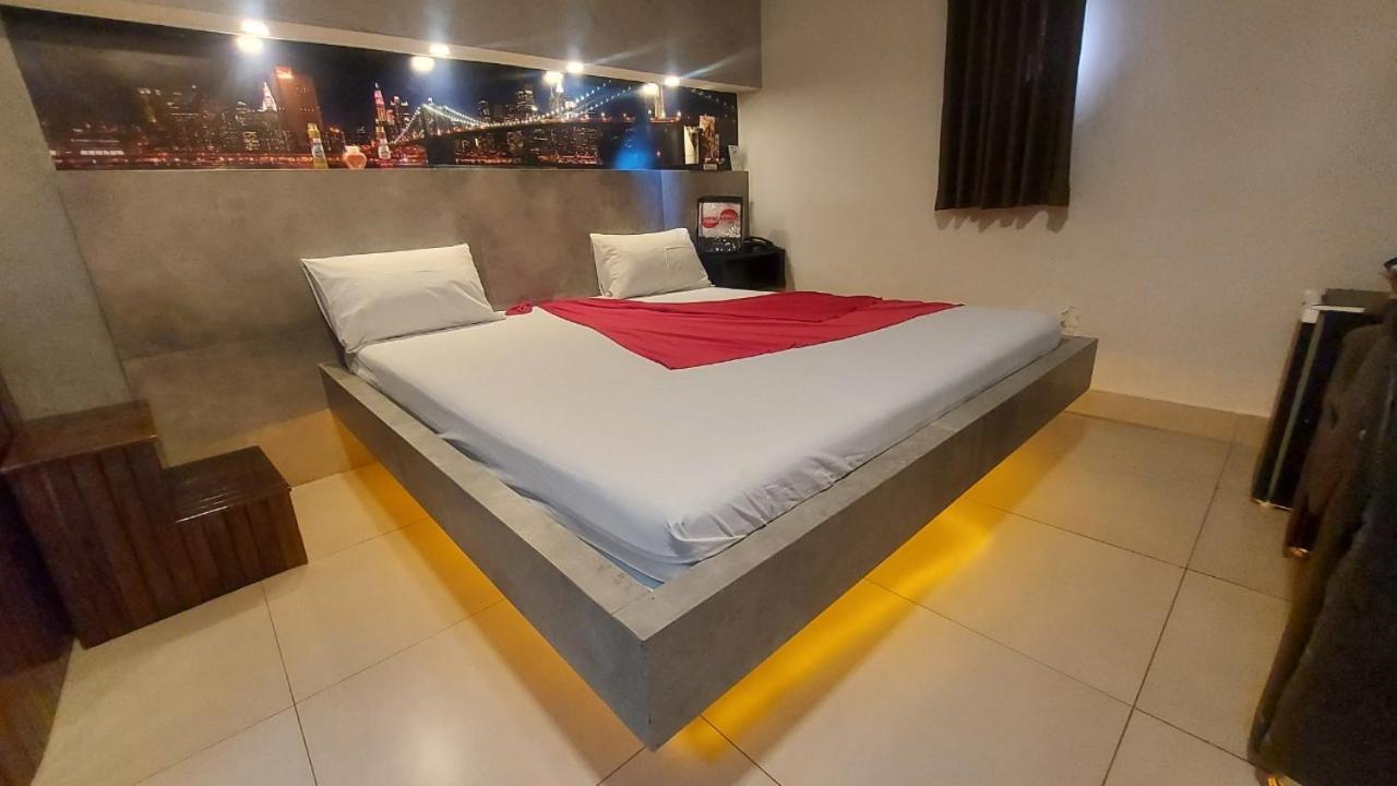 Motel Copacabana Ribeirao Preto Bilik gambar